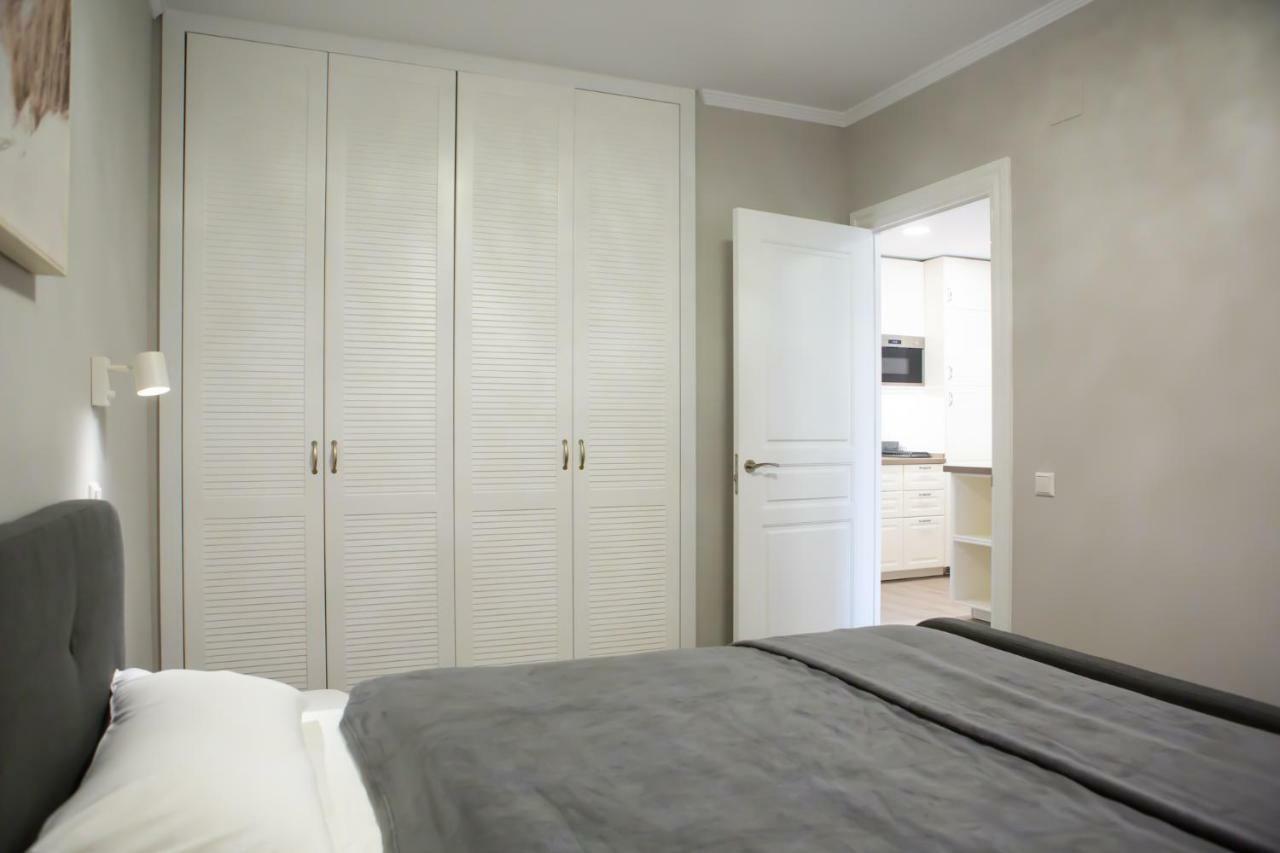 Beachfront Apartment In Fuengirola New Exterior foto