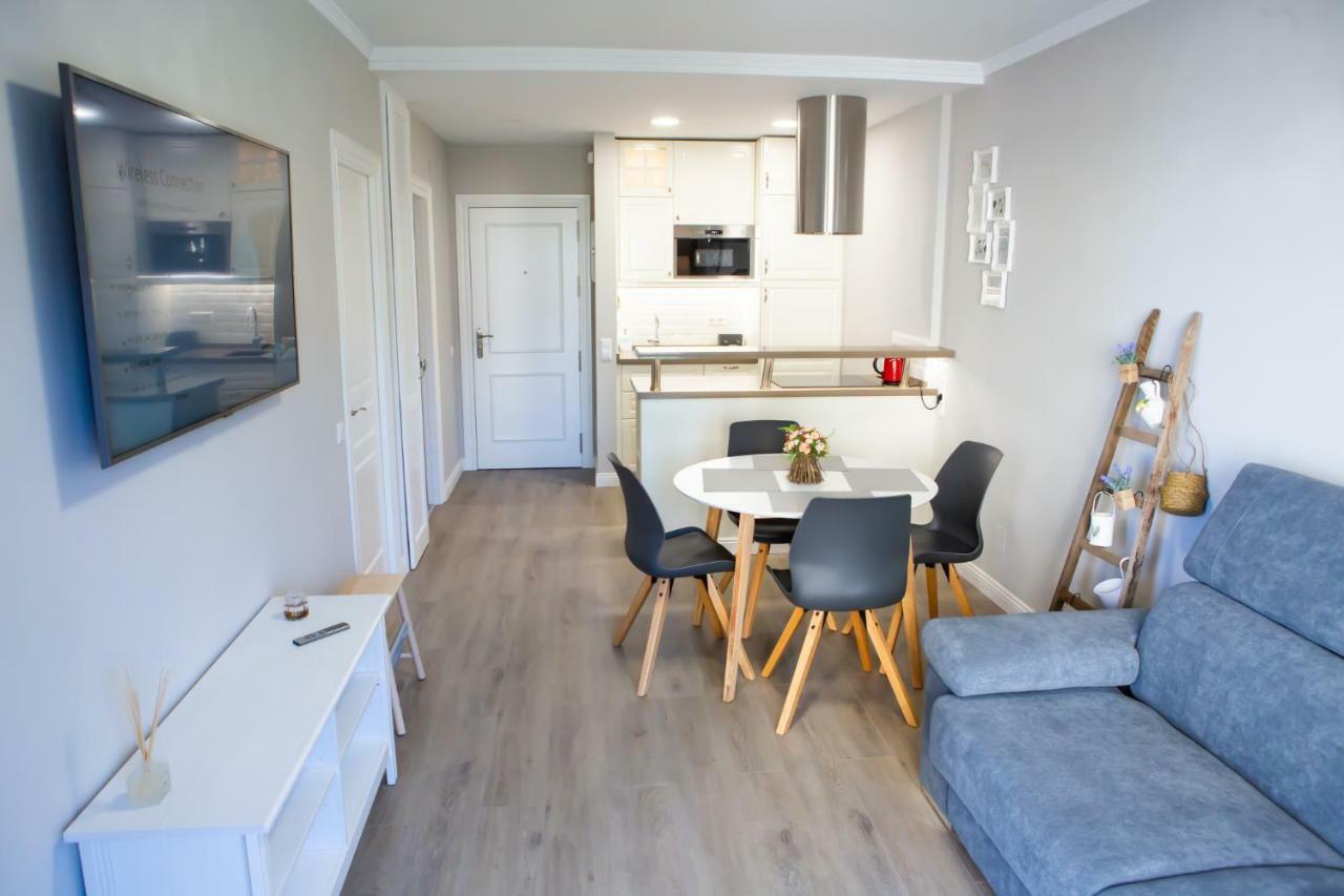 Beachfront Apartment In Fuengirola New Exterior foto