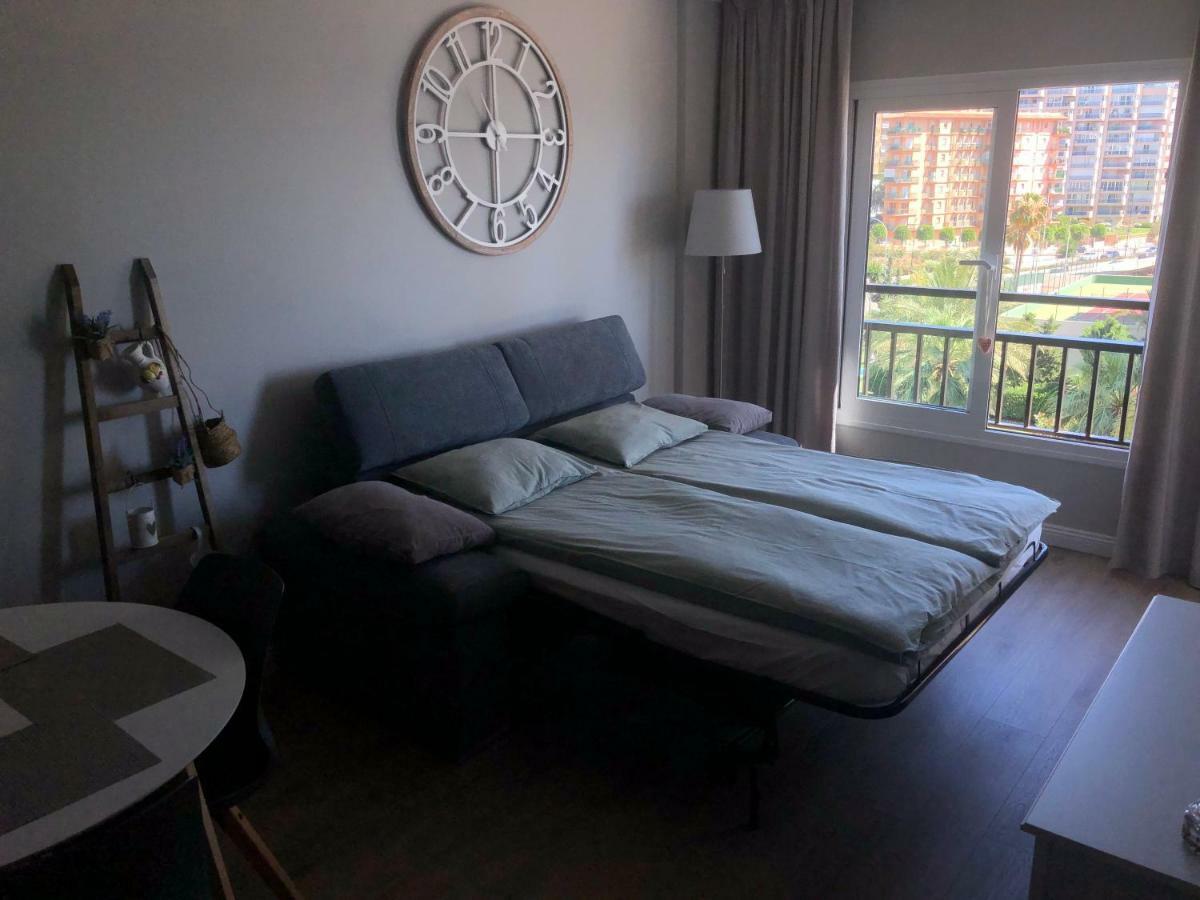 Beachfront Apartment In Fuengirola New Exterior foto